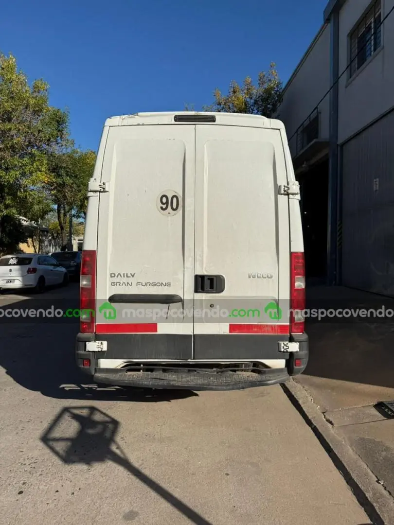 Iveco Daily Furgon 12M3  0 - foto 3