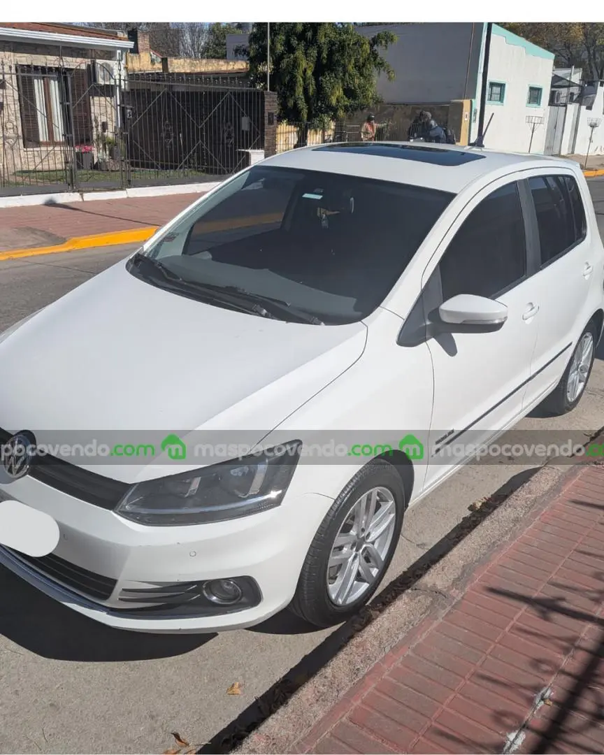 Volkswagen Fox Highline 1.6 Msi (2015)  2015 - foto 3