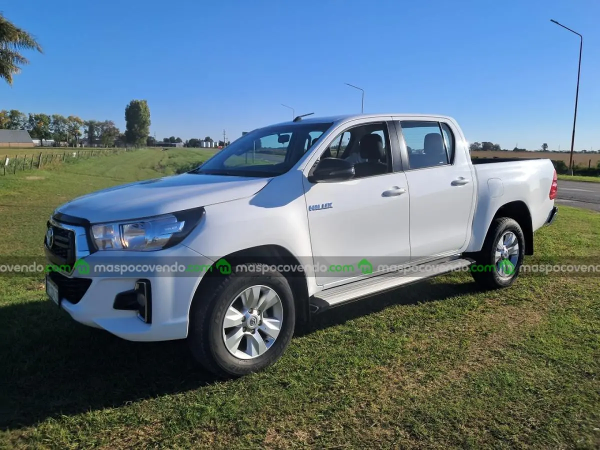 Toyota Hilux Sr 2020  2020 - foto 2