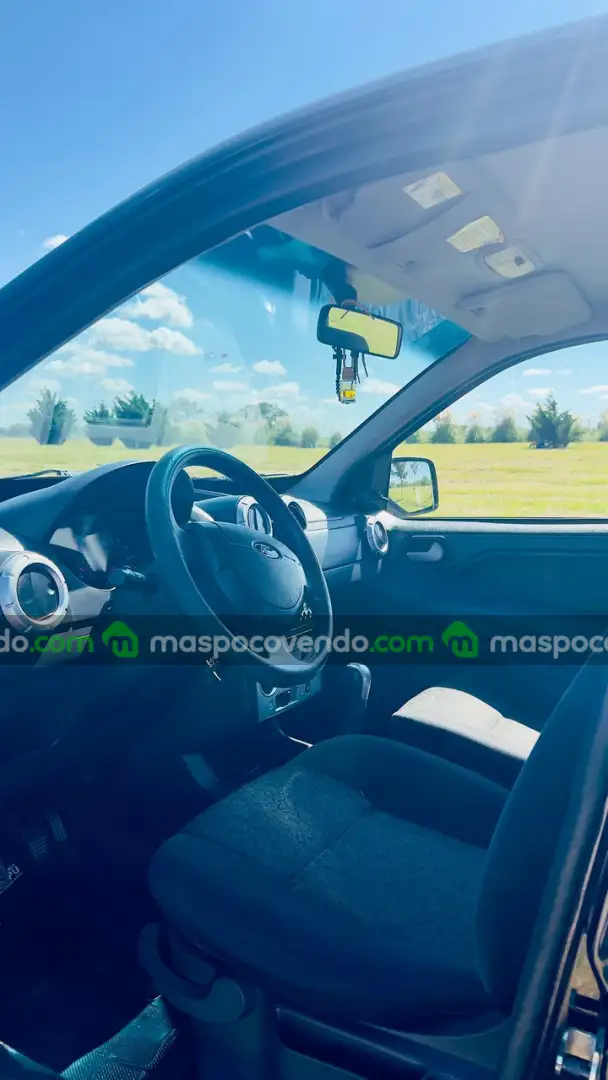 Ford Eco Sport - foto 3