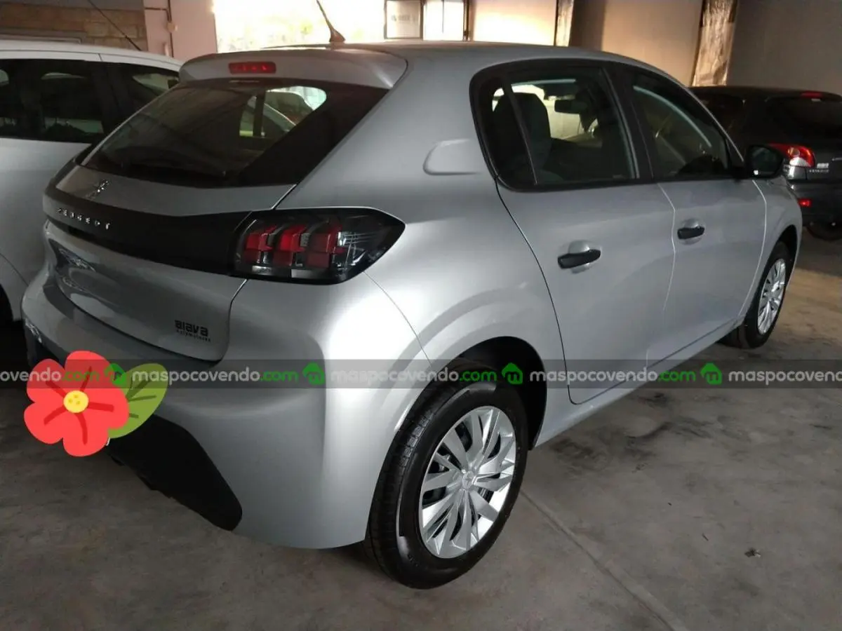 Peugeot 208 Año 2021.  2021 - foto 2