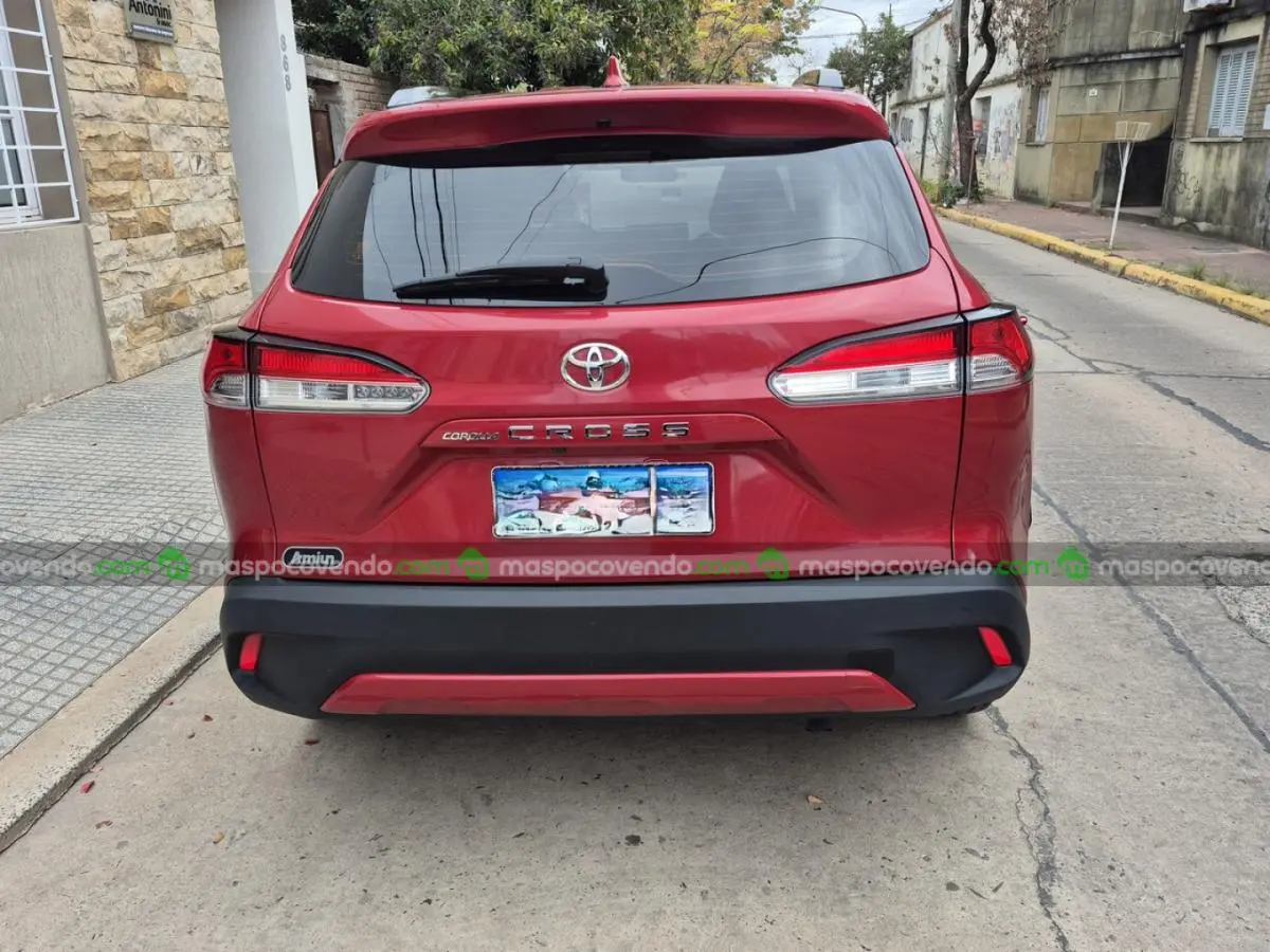 Toyota Corolla Cross Xli /// Año 2022  2022 - foto 2