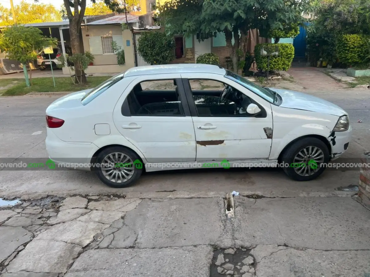 Fiat Siena Chocado - En Marcha - Oportunidad  2015 - foto 3