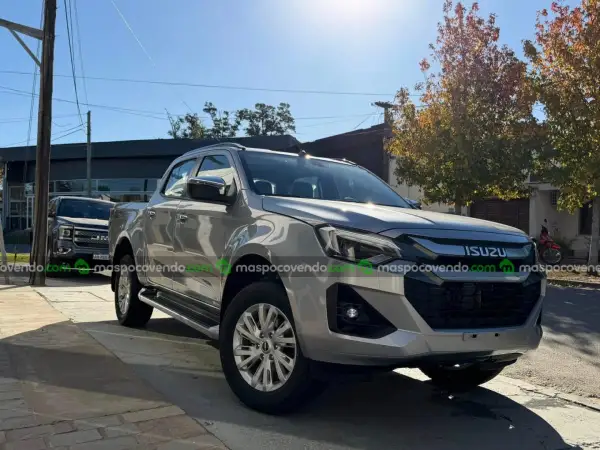 Isuzu D MAX D/CABINA 3.0 TDI AUTOMATICA LS 4x4 0Km My2026 gris plata. ORIO HNOS, SAN GENARO 0 - foto 1