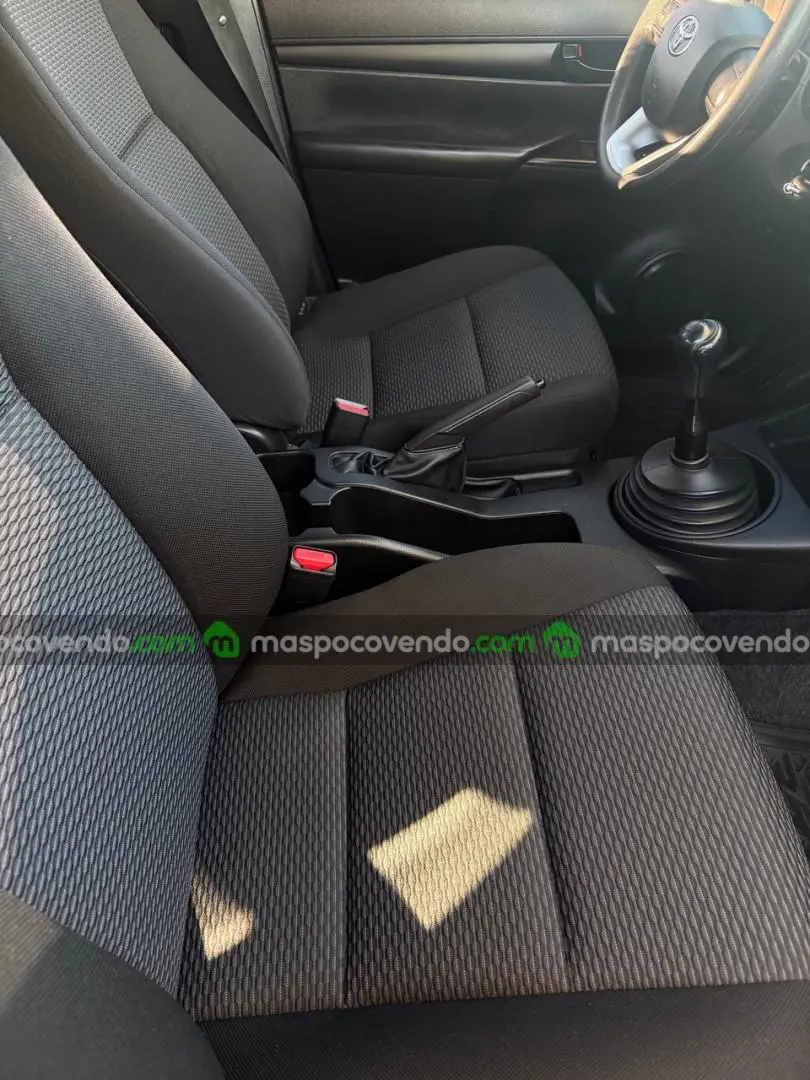 Toyota Hilux 2021  2021 - foto 2