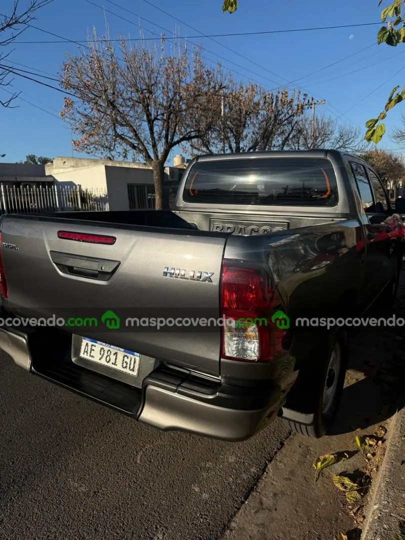 Toyota Hilux 2021  2021 - foto 3