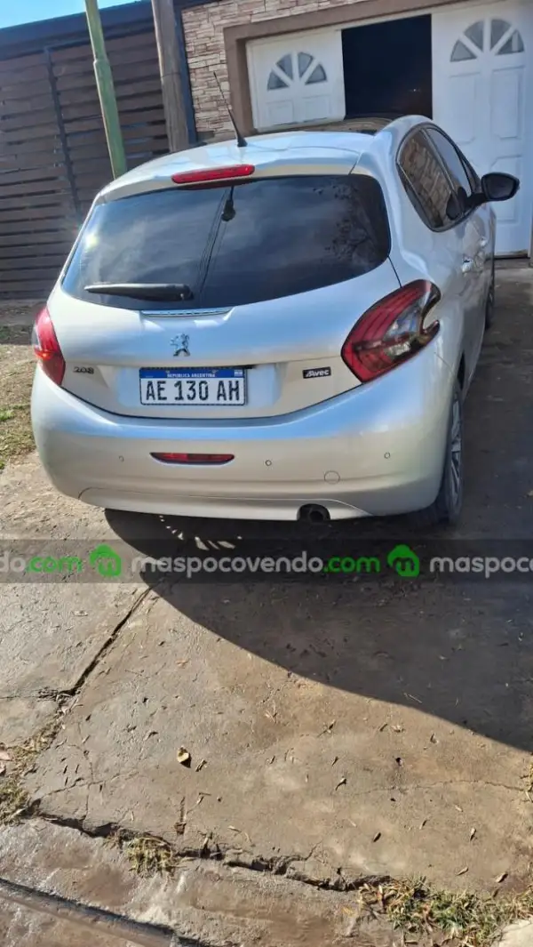 Peugeot 208 In Concert  0 - foto 1