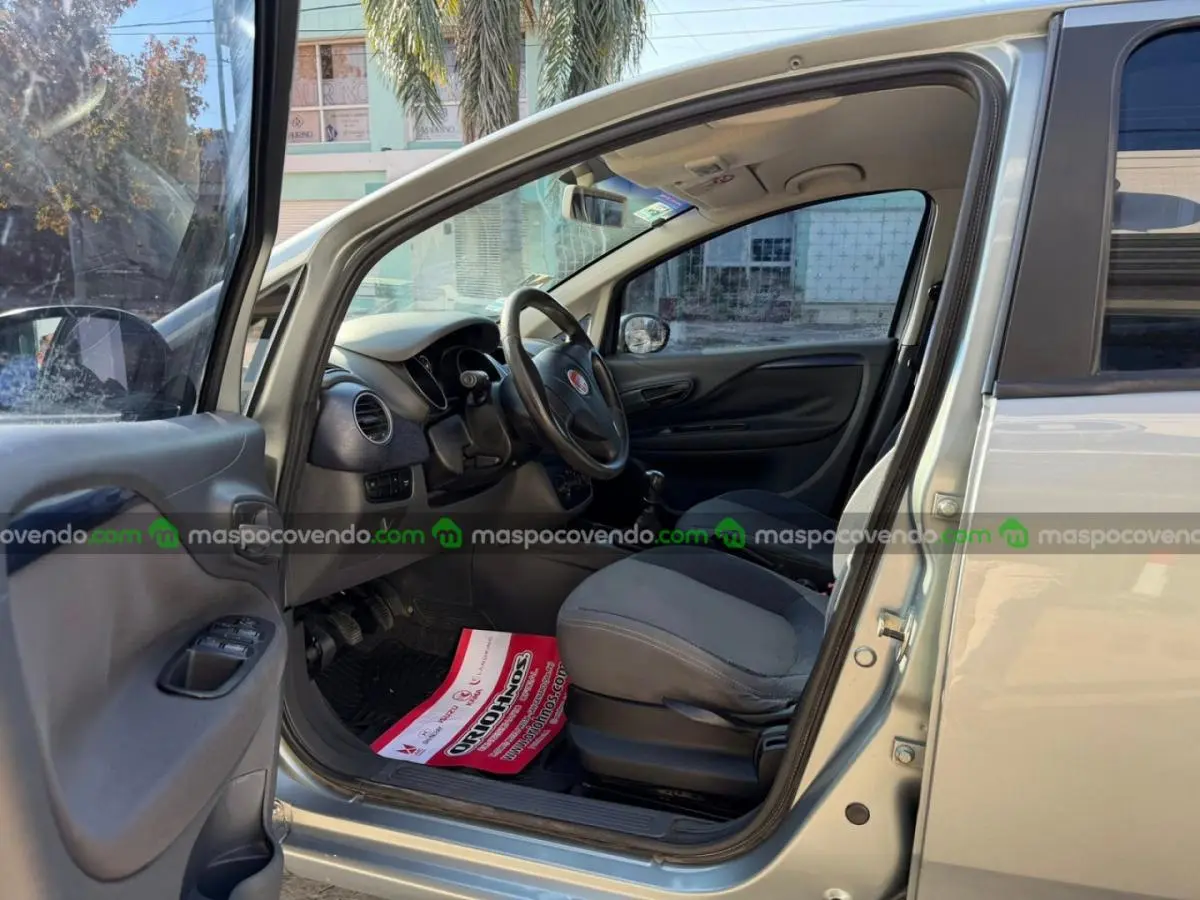 Fiat Punto Attractive 1.4 8V M/T Año 2013 Super Confiable! Orio Hnos  2013 - foto 3