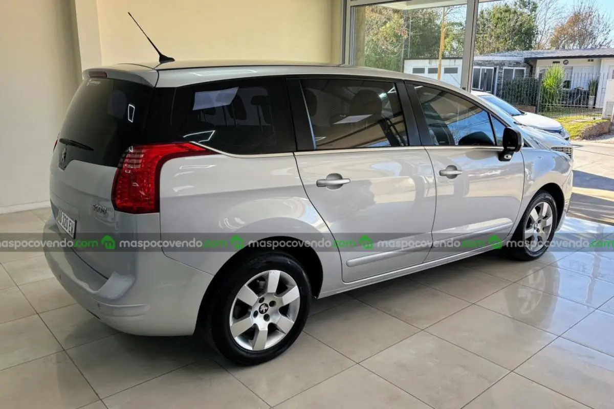 Peugeot 5008 Allure 1.6T Automatico 7A  0 - foto 2