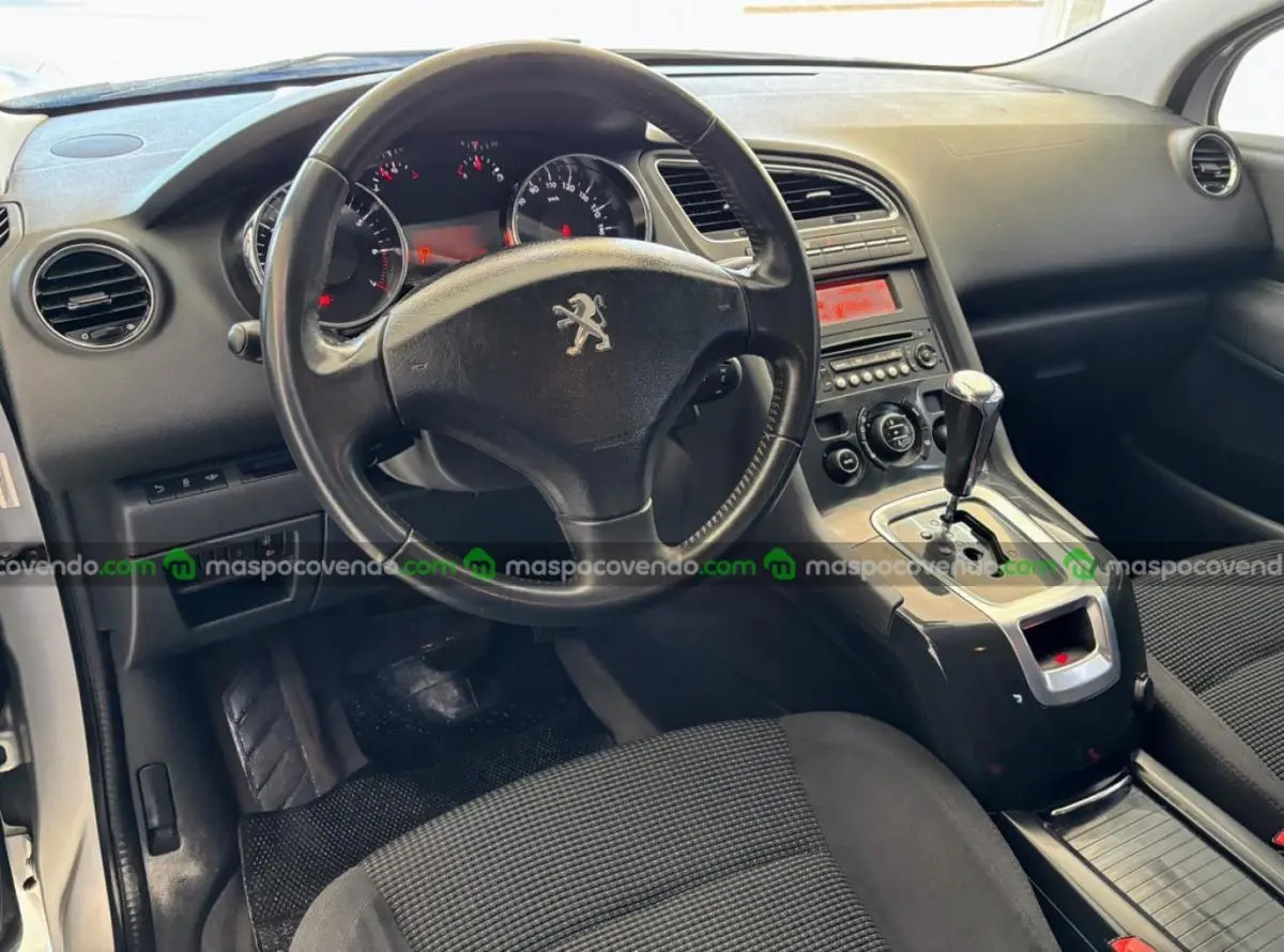 Peugeot 5008 Allure 1.6T Automatico 7A  0 - foto 4