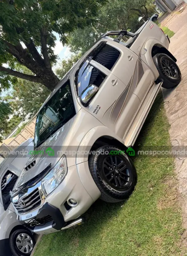 Toyota Hilux 2015 Srv  2015 - foto 1