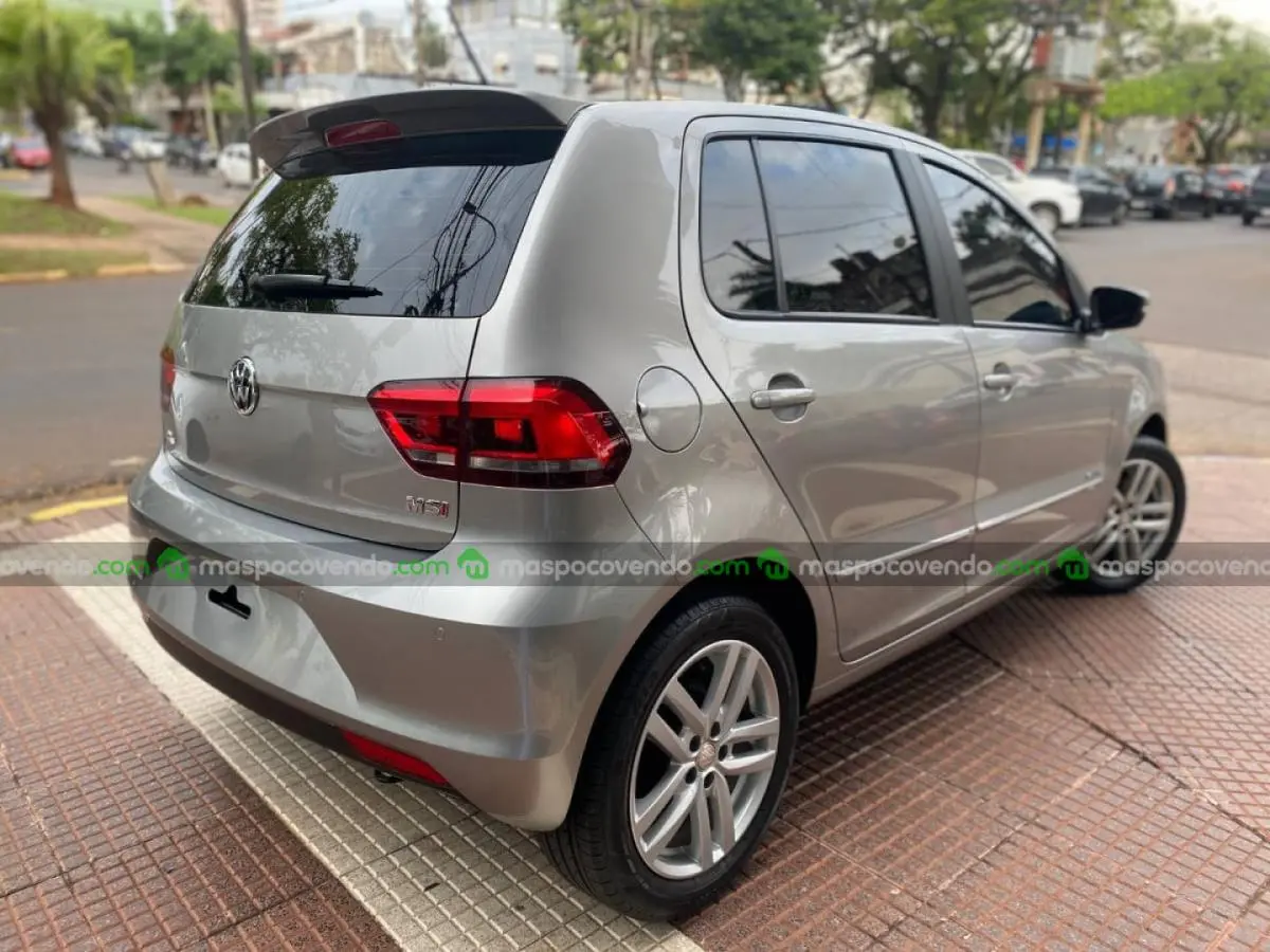 Volkswagen Fox 1.6 5P Highline L17 2017  2017 - foto 5