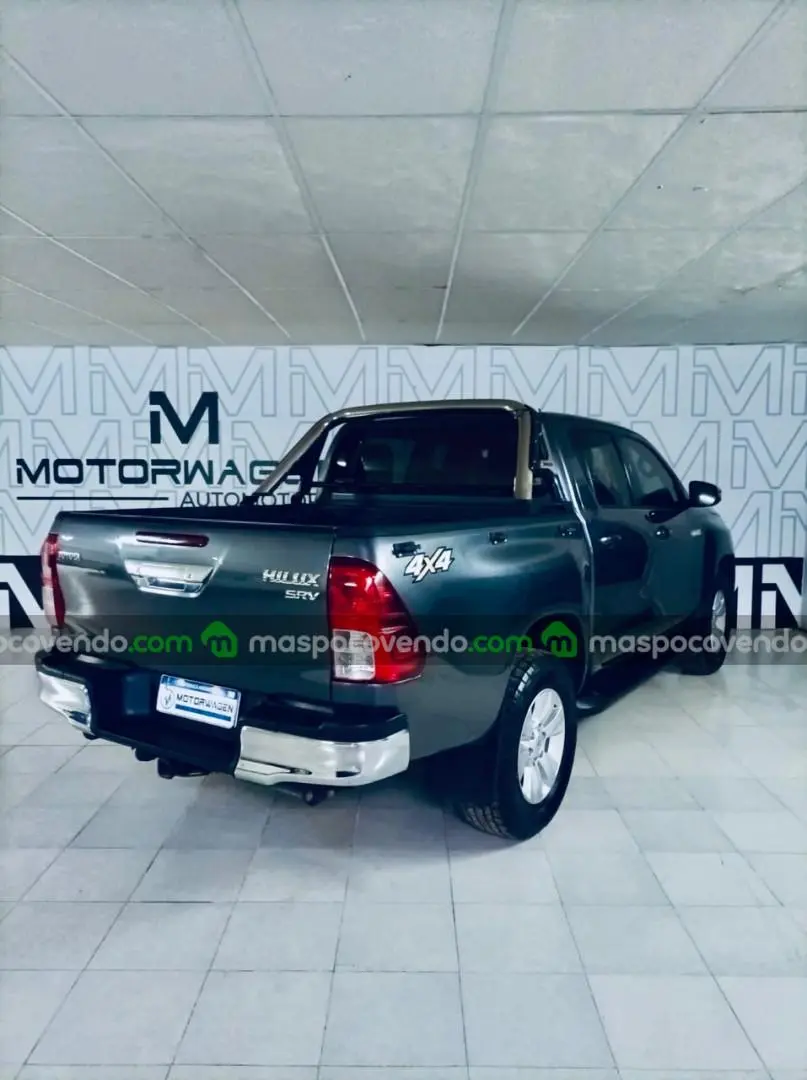 Toyota Hilux Srv 4X4 Aut. 2019  2019 - foto 2