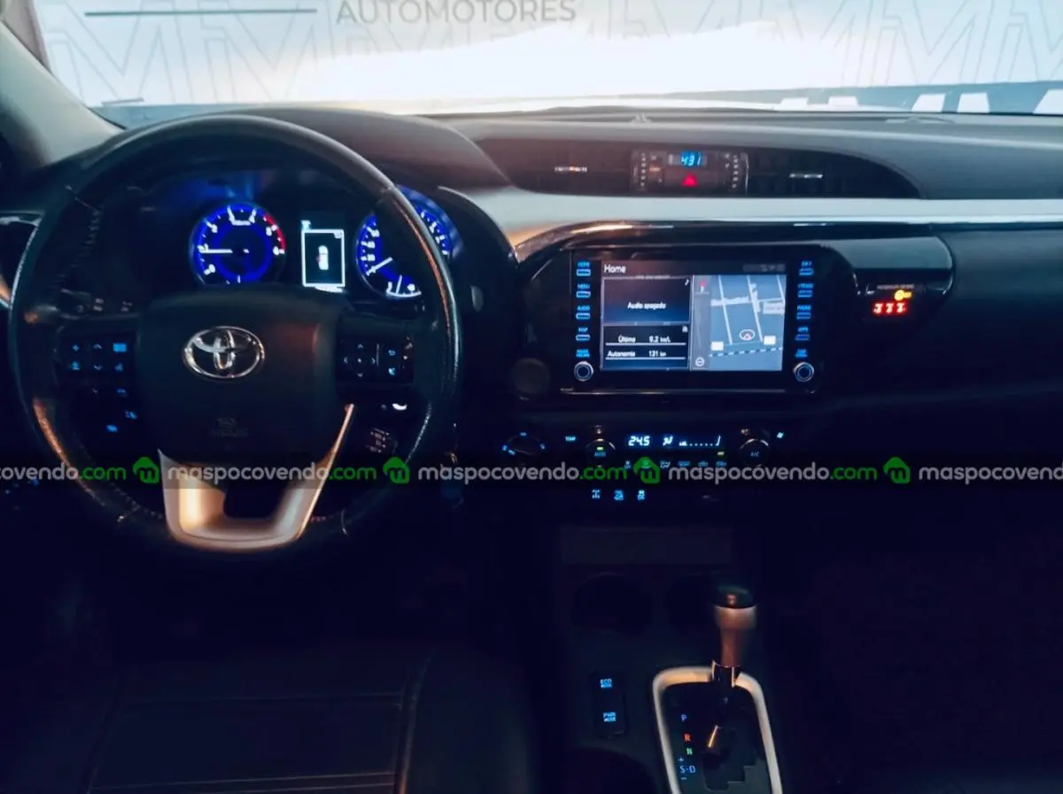Toyota Hilux Srv 4X4 Aut. 2019  2019 - foto 4