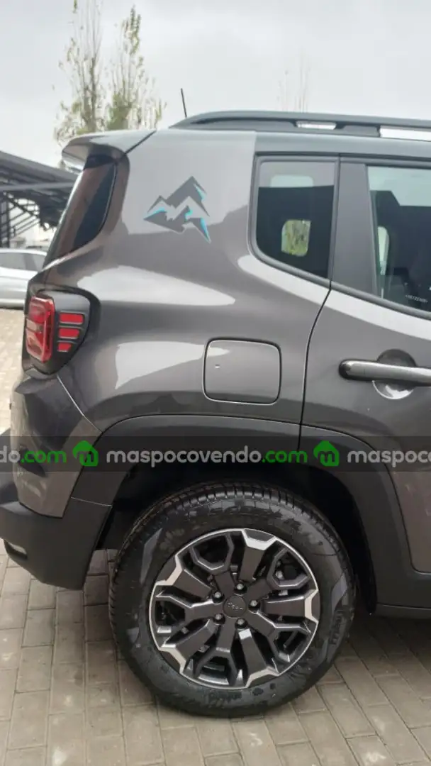 Jeep Renegade Altitude 1.3T - foto 2