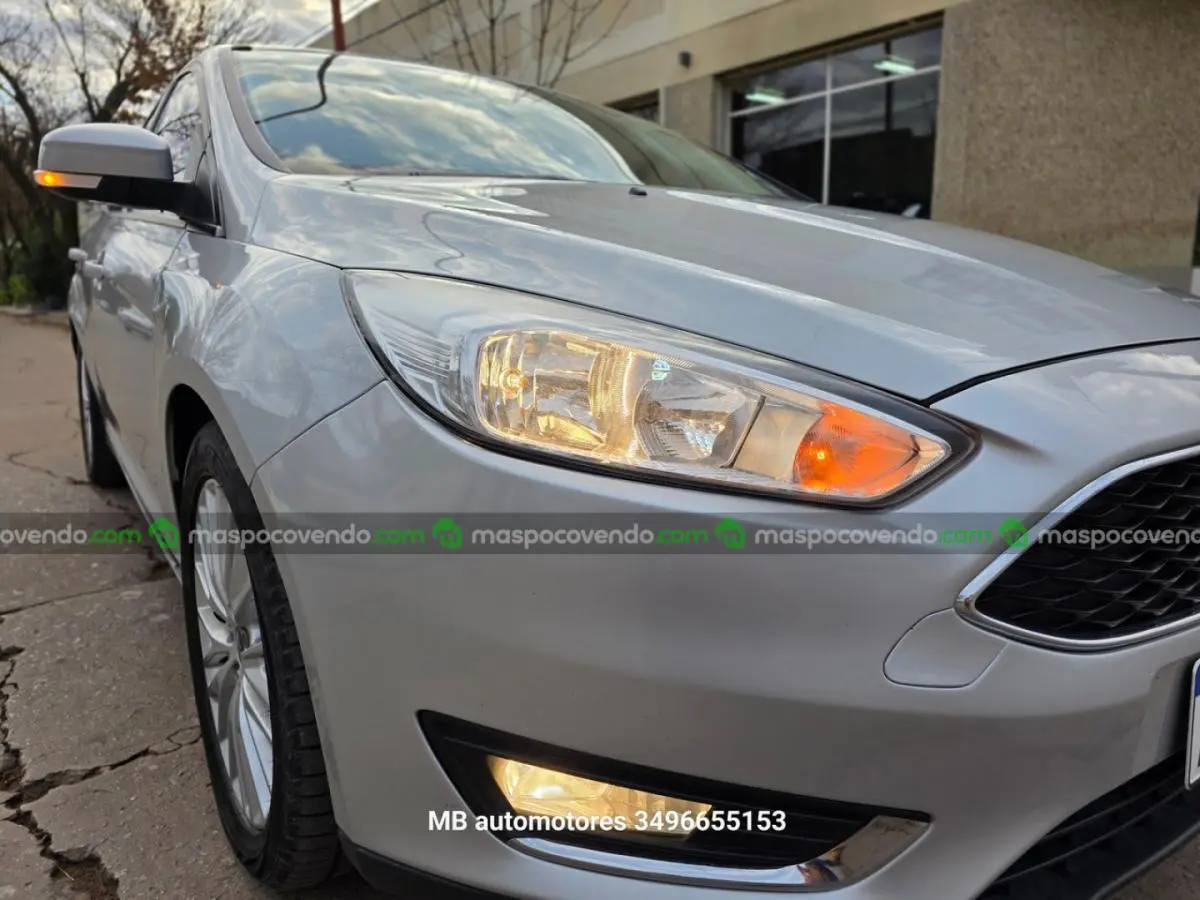 Ford Focus Se Plus Automático 2016  2016 - foto 4