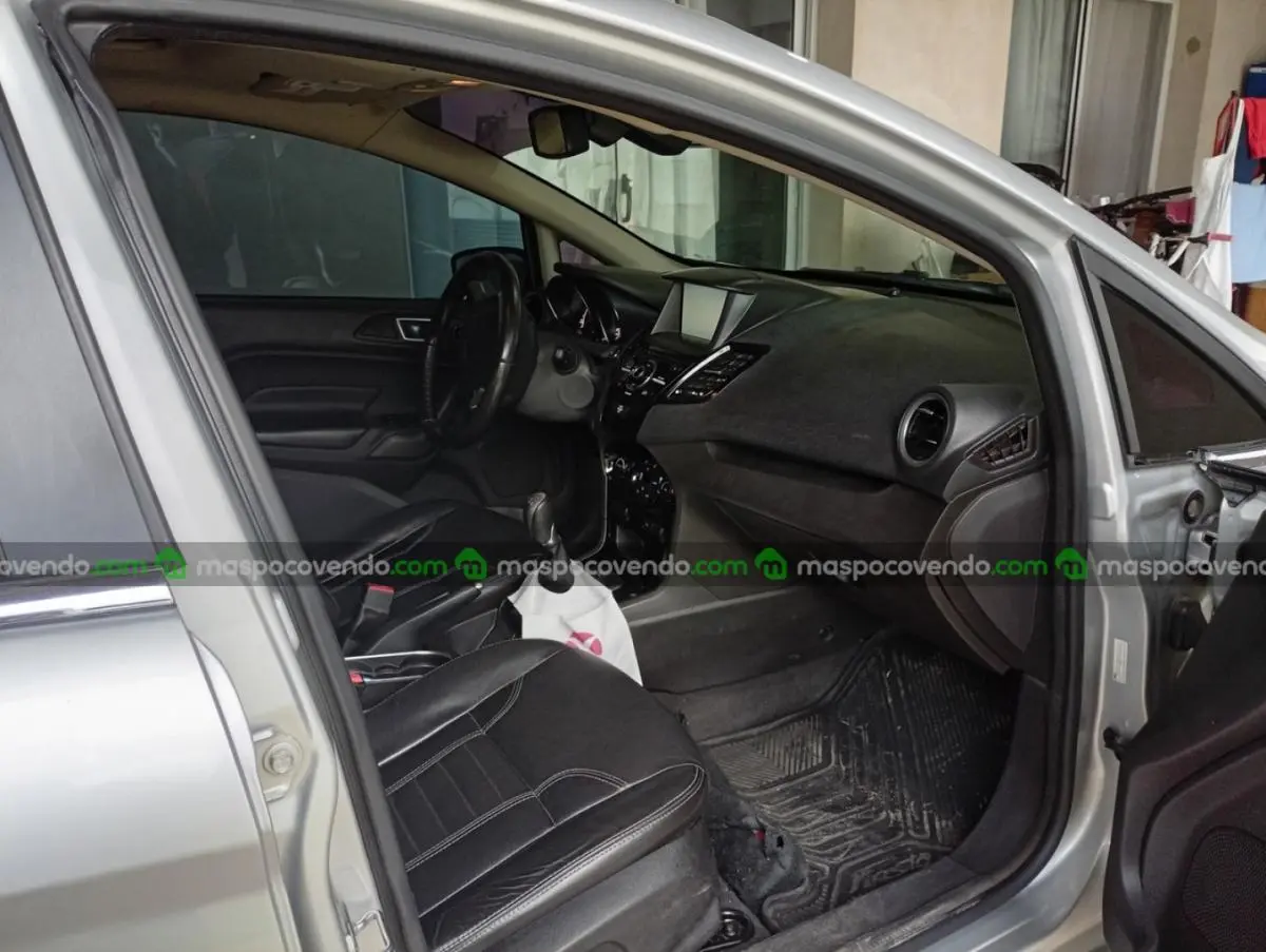 Ford Fiesta Kd Titanium Sedan  0 - foto 3