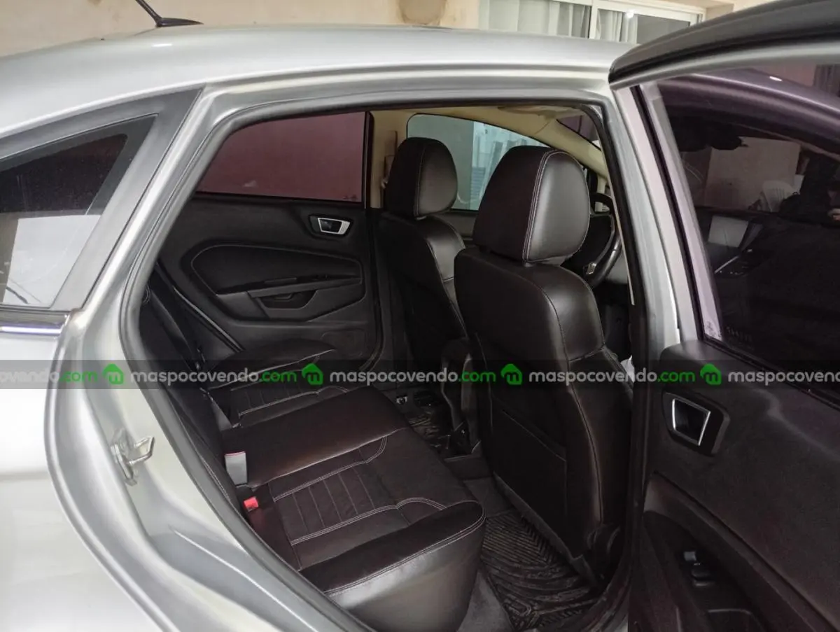 Ford Fiesta Kd Titanium Sedan  0 - foto 5