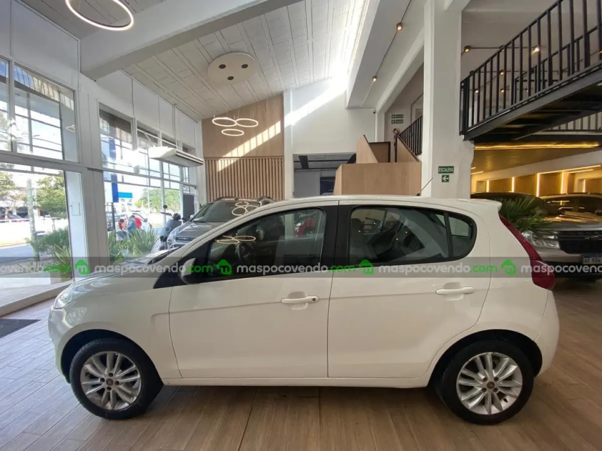 Fiat 2015 Palio 1.6 5P Essence L14  2015 - foto 2