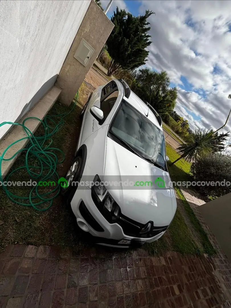 Renault Sandero Stepway 2016, 78.000Km  0 - foto 3