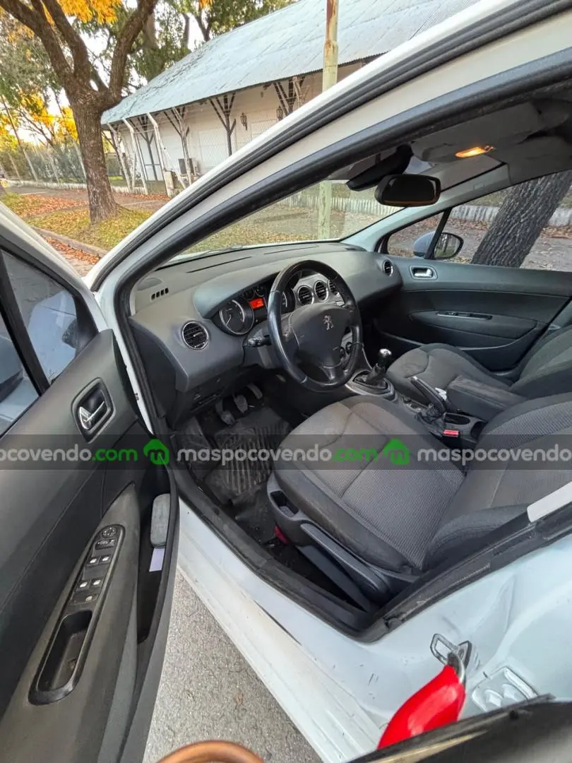 Peugeot 308 1.6 Allure  0 - foto 5