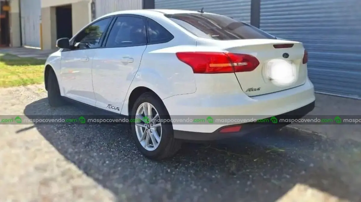 Ford Focus 1.6  0 - foto 2