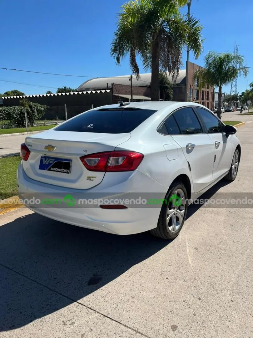 Chevrolet Cruze 4P Lt Mt  0 - foto 4