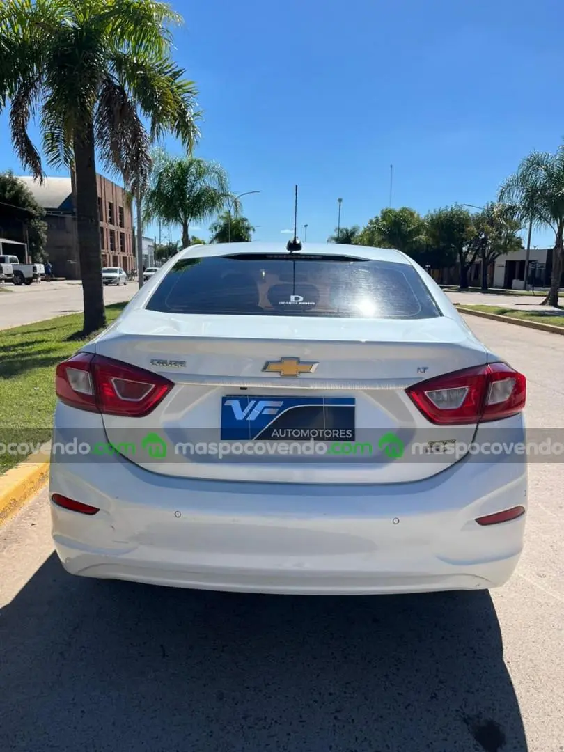 Chevrolet Cruze 4P Lt Mt  0 - foto 5