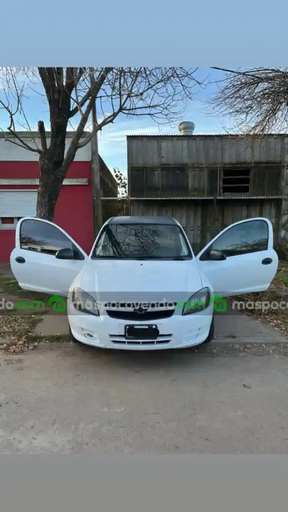 Chevrolet Celta 1.4 - foto 1