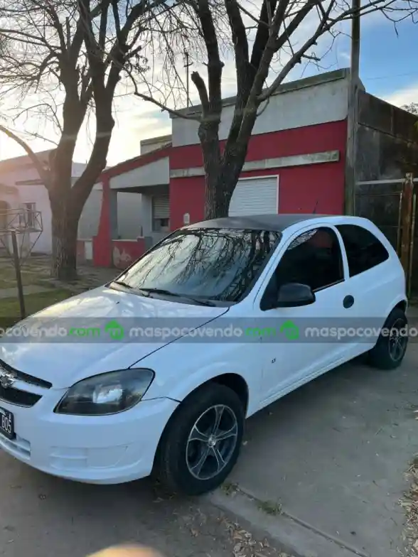 Chevrolet Celta 1.4 - foto 3
