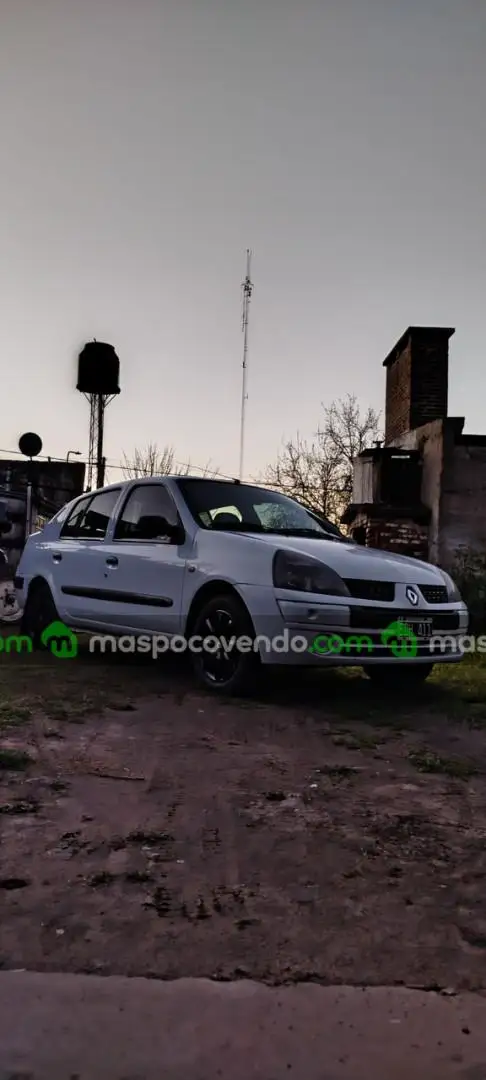 Renault Clio 2 2003!!??  2003 - foto 1