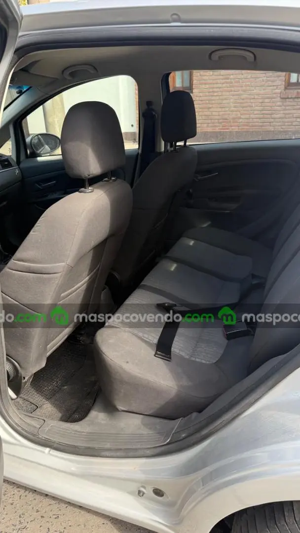 Fiat Punto 1.4 Atrractive 2011  2011 - foto 3