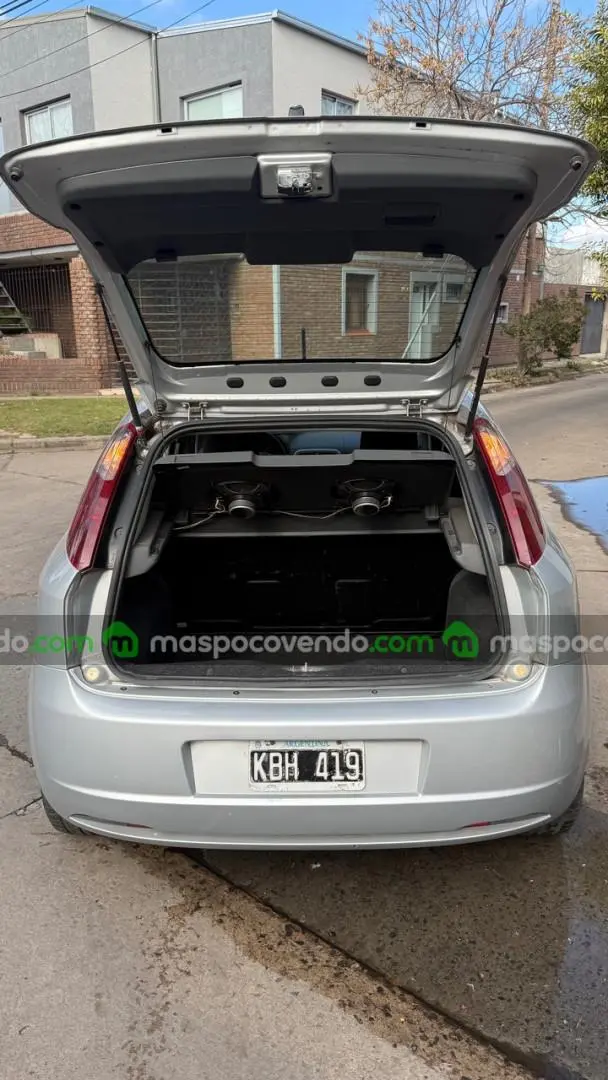 Fiat Punto 1.4 Atrractive 2011  2011 - foto 5