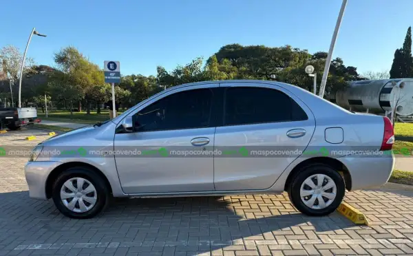 Toyota Etios 1.5 Xs - Año 2014  2014 - foto 1