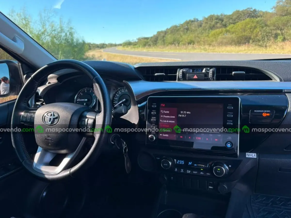 Toyota Hilux Automatica 4X2 2021  2021 - foto 4