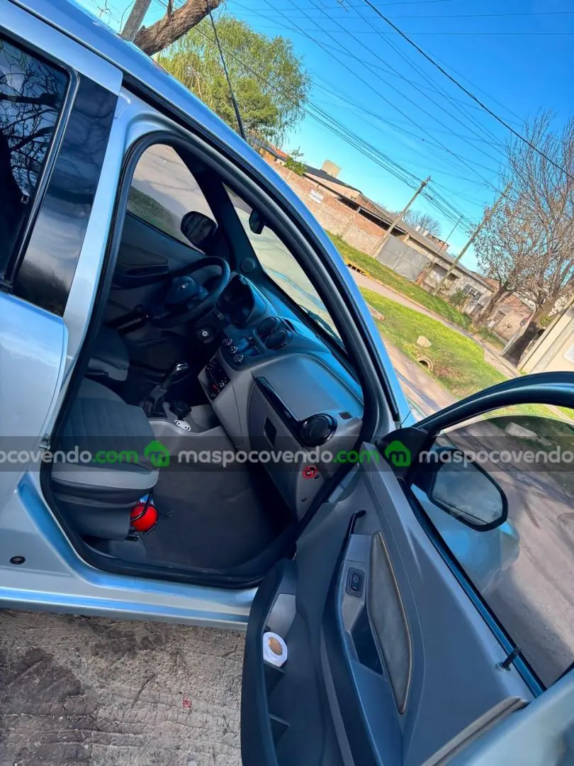 Chevrolet Agile 1.4 Mod 2011  2011 - foto 4
