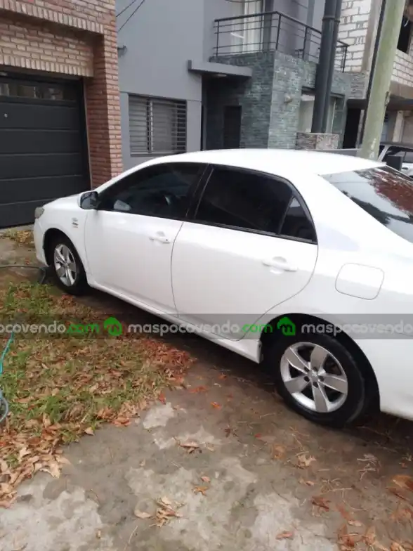 Toyota corolla - foto 1