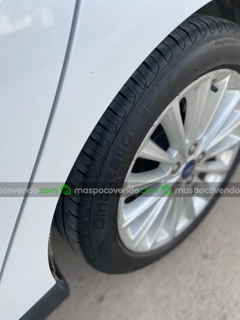 Ford Focus Titanium 2017 At6 99000 Km  2017 - foto 5