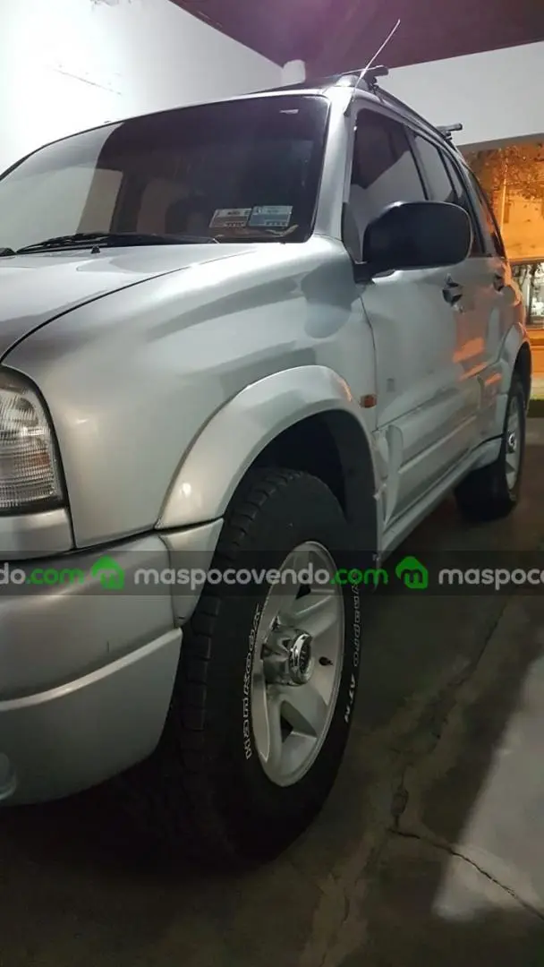 Suzuki Grand Vitara 4X4 2.0 Nafta 2007  2007 - foto 2