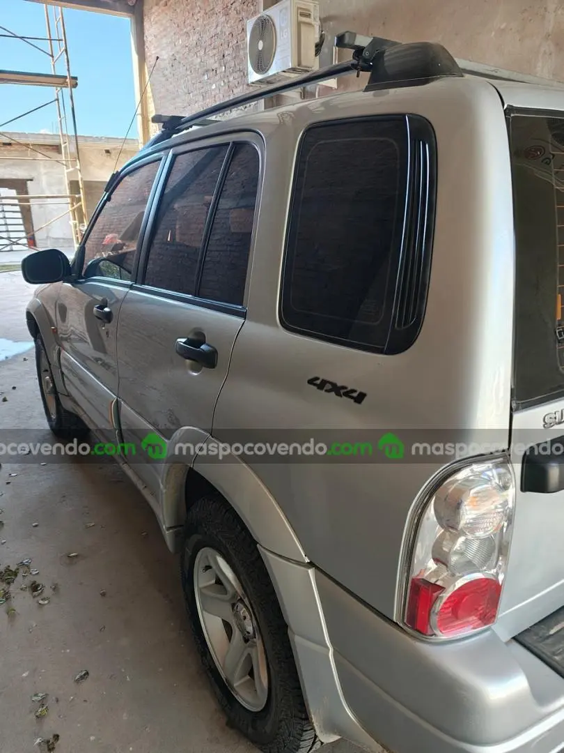 Suzuki Grand Vitara 4X4 2.0 Nafta 2007  2007 - foto 5