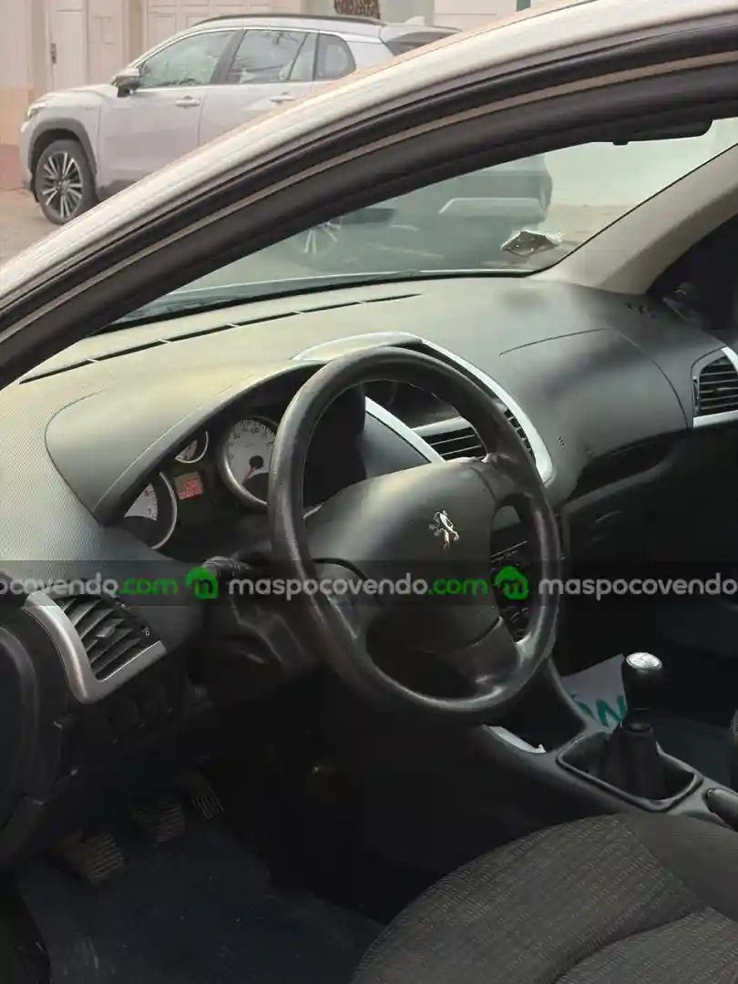 Peugeot 207 - foto 3