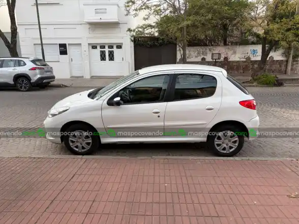 Peugeot 207 - foto 4