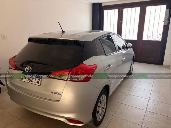 Toyota Yaris  0 - foto 1