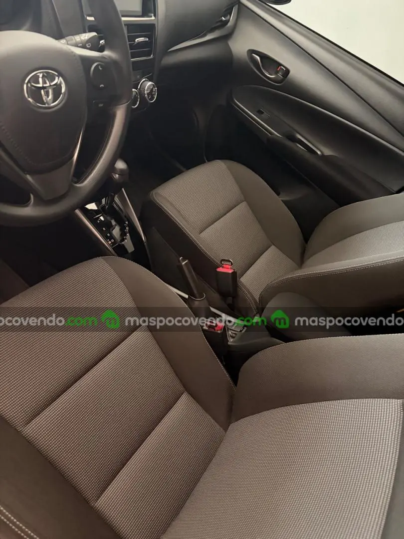 Toyota Yaris  0 - foto 3