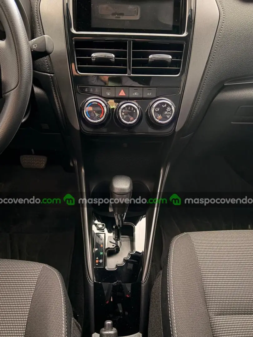 Toyota Yaris  0 - foto 4