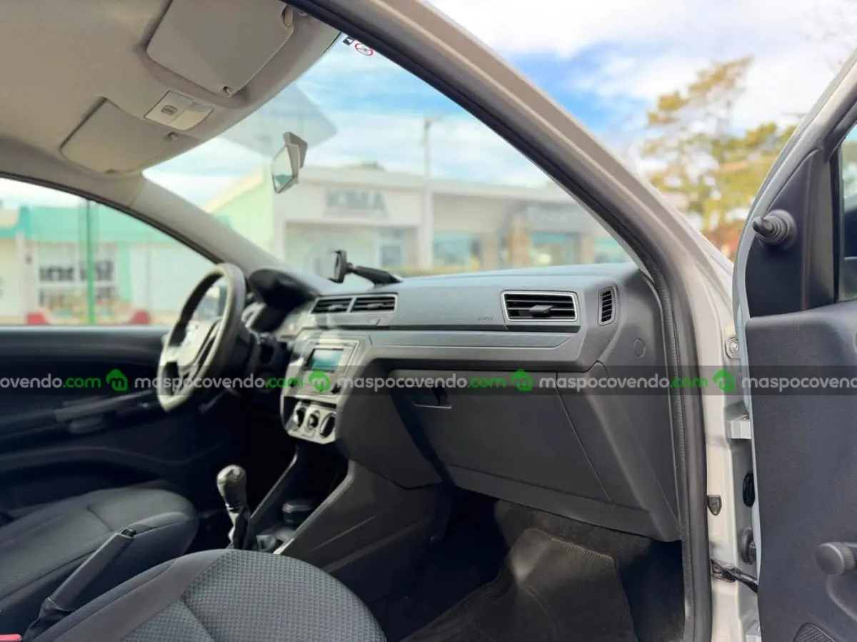 Volkswagen Voyage 1.6 Msi Manual Año 2017 Gris Plata. Con 48.000Km. Orio Hnos  2017 - foto 5
