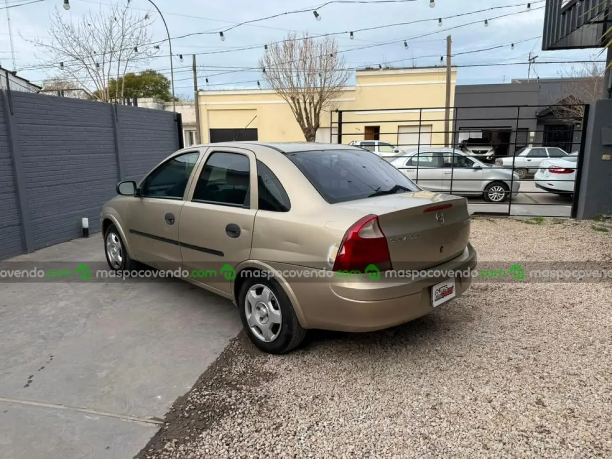 Chevrolet Corsa 1.6 4P Gl 2006  2006 - foto 4