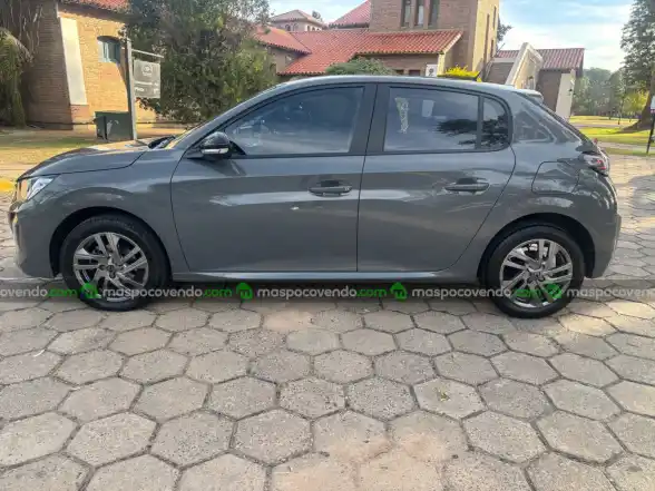 Peugeot 208 - foto 3