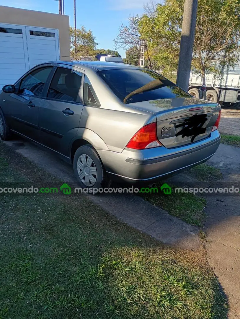 Ford Focus 1.6  0 - foto 3