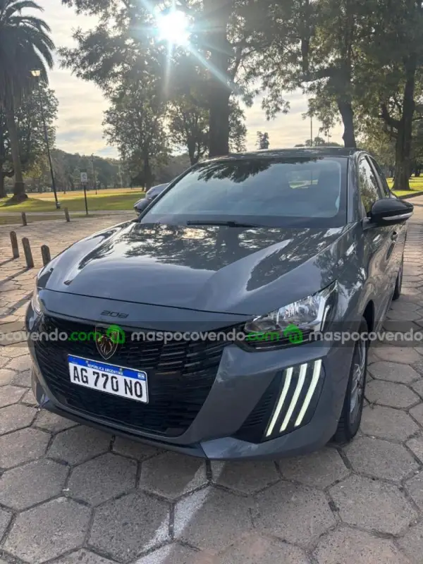 Peugeot 208 Allure At  0 - foto 1